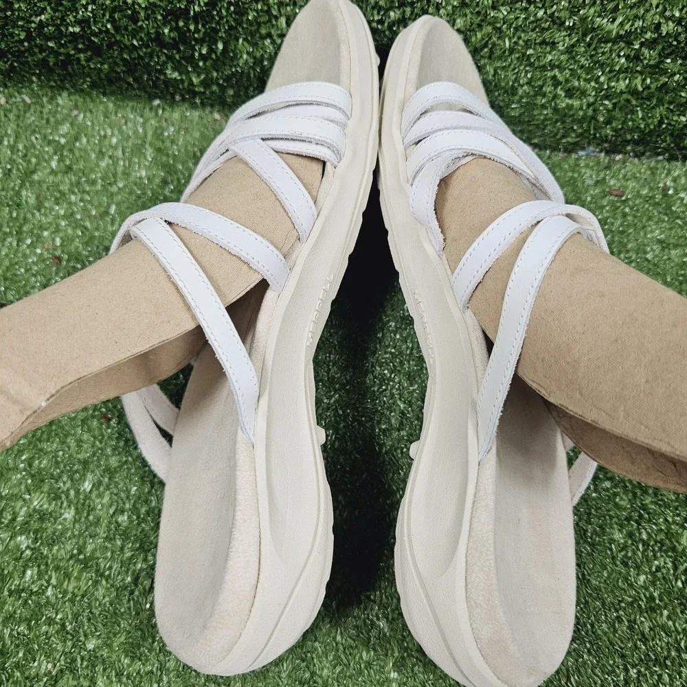 Merrell Harbor White Beige Strappy Athletic Comfort Sandals Womens Size 11